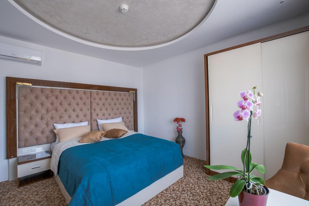 New Hotel Илиджа Экстерьер фото