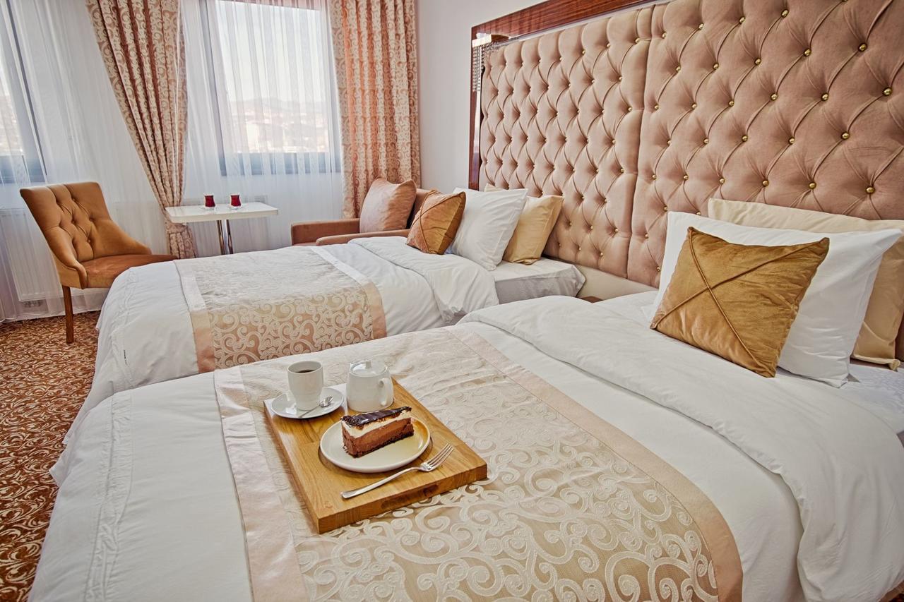 New Hotel Илиджа Экстерьер фото