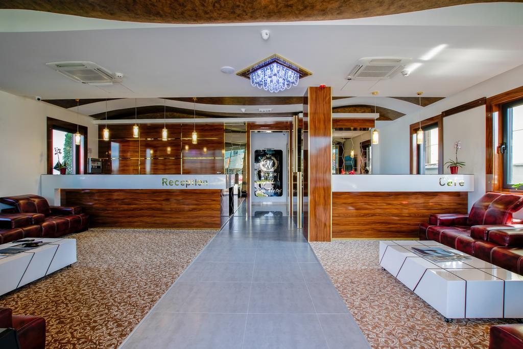 New Hotel Илиджа Экстерьер фото