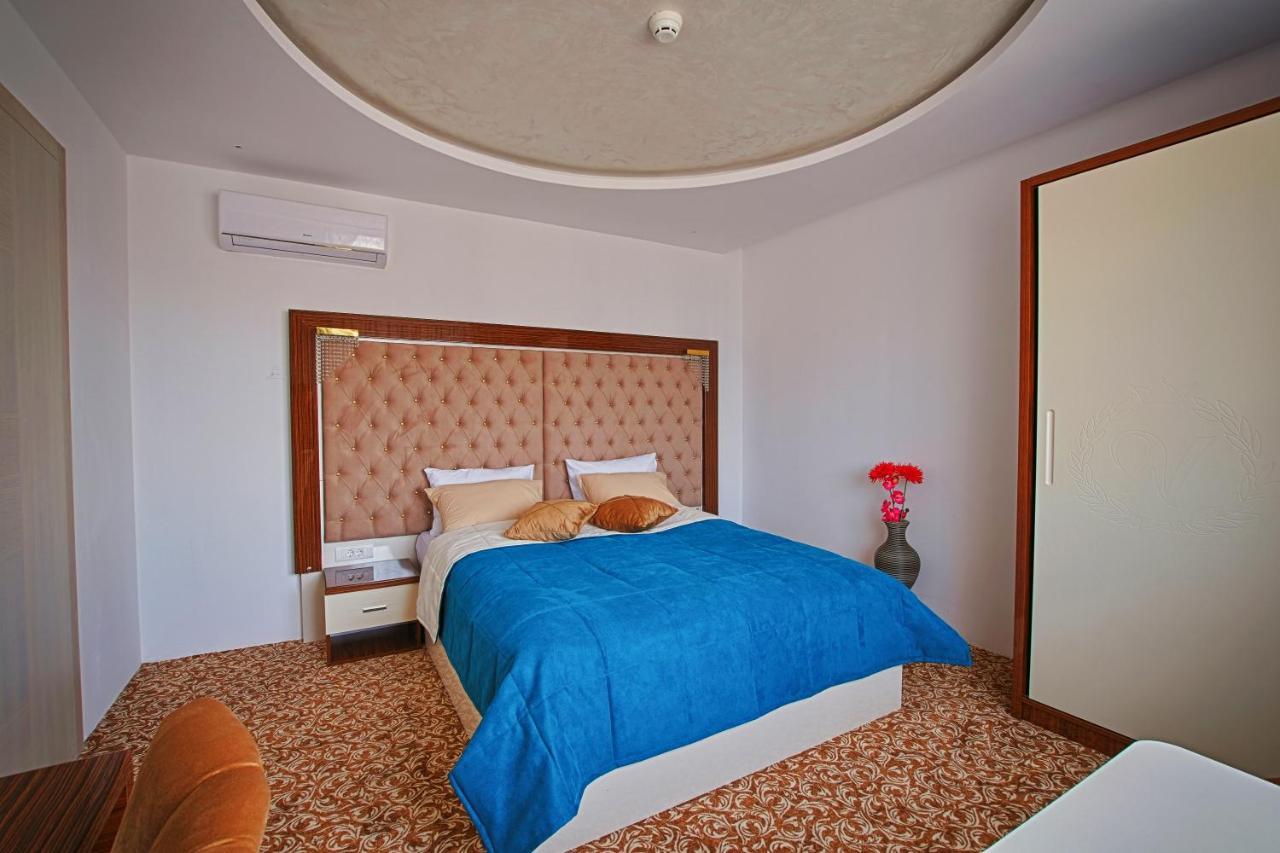 New Hotel Илиджа Экстерьер фото